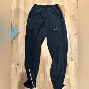 Black Nike men’s workout pants